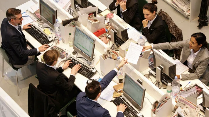 How often in a day are distracted?